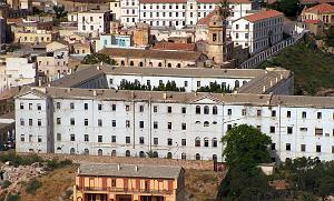 hopital Baudens et l'eglise st louis 
